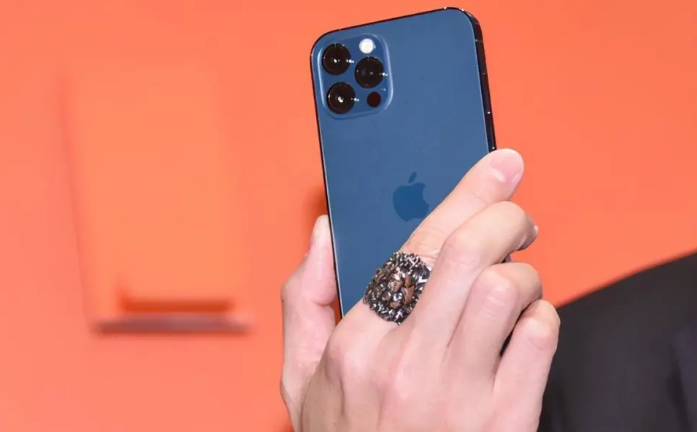 江夏苹果手机维修分享iPhone12系列重启方法教程 