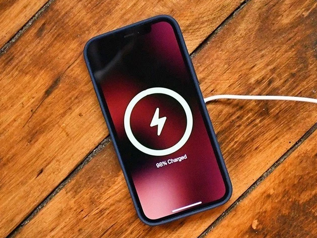 江夏苹果手机维修分享iPhone 12可以随便充电吗 